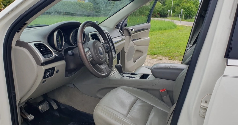 Jeep Grand Cherokee cena 45999 przebieg: 220000, rok produkcji 2012 z Rzeszów małe 154